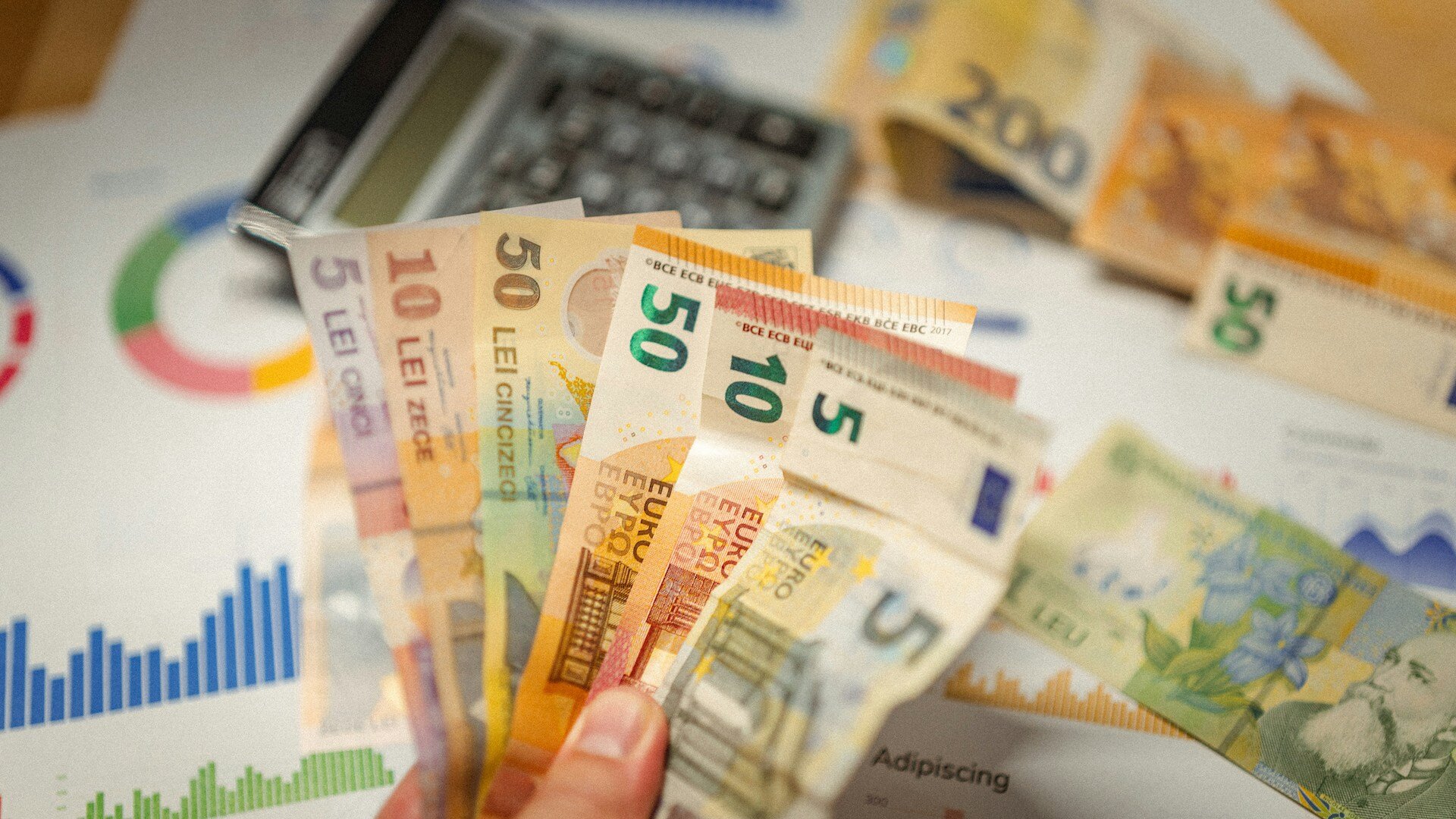 Exemplos Práticos de Custos Fixos e Variáveis em Negócios Reais